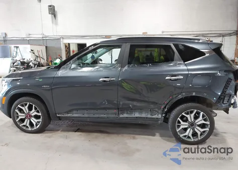 2021 Kia Seltos Sx Turbo from USA, damaged, VIN KNDETCA25M7154005